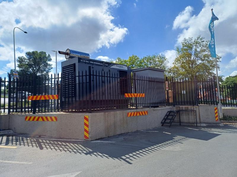 To Let commercial Property for Rent in Die Hoewes Gauteng