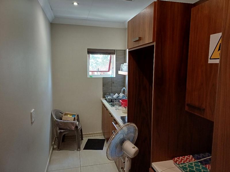 Commercial Property for Sale in Die Hoewes Gauteng