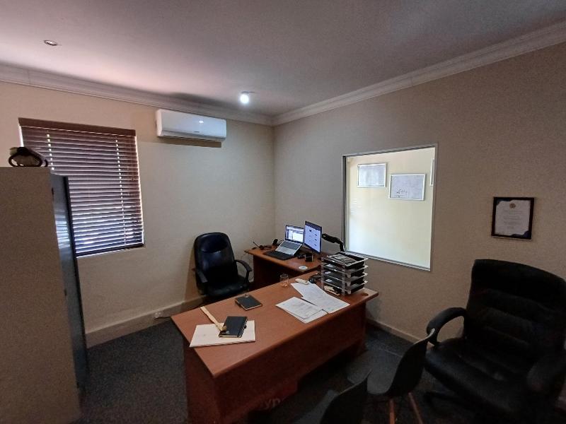 Commercial Property for Sale in Die Hoewes Gauteng