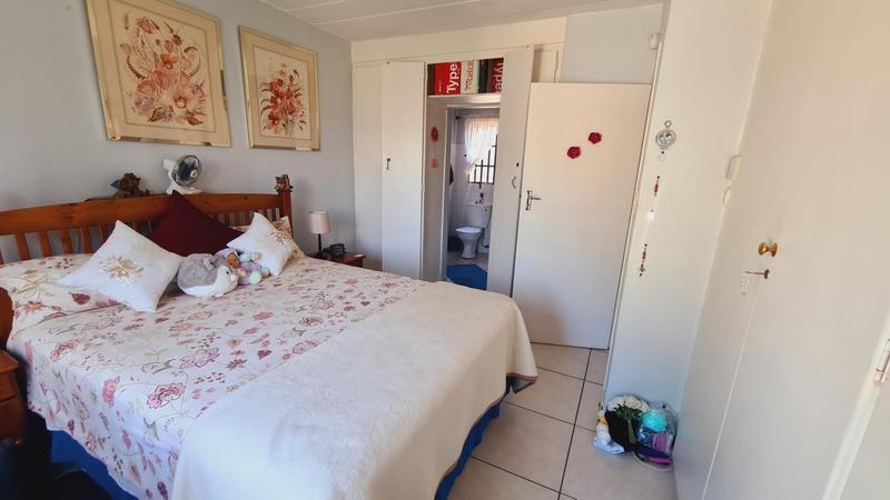 2 Bedroom Property for Sale in Highveld Gauteng