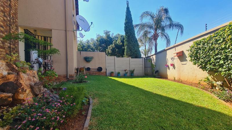 2 Bedroom Property for Sale in Highveld Gauteng