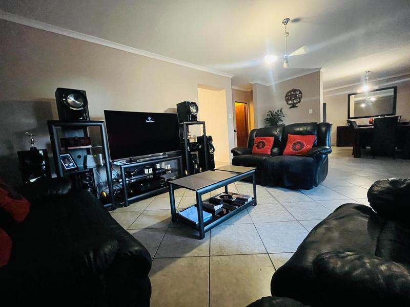 3 Bedroom Property for Sale in Ninapark Gauteng