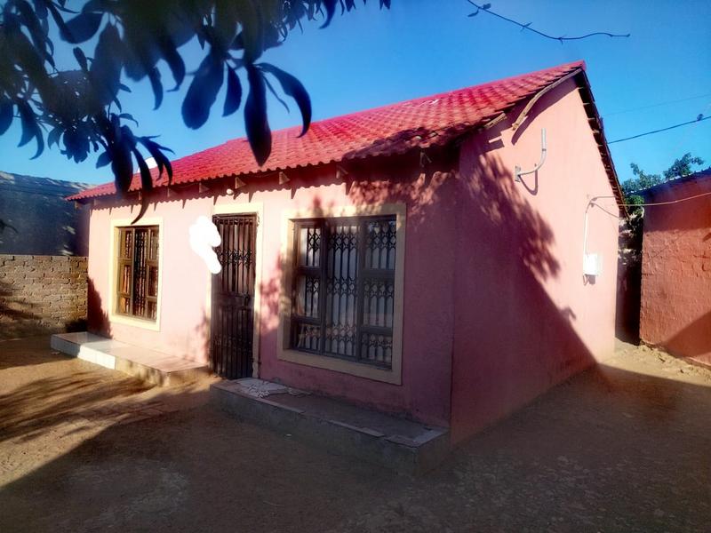 4 Bedroom Property for Sale in Orange Farm Gauteng