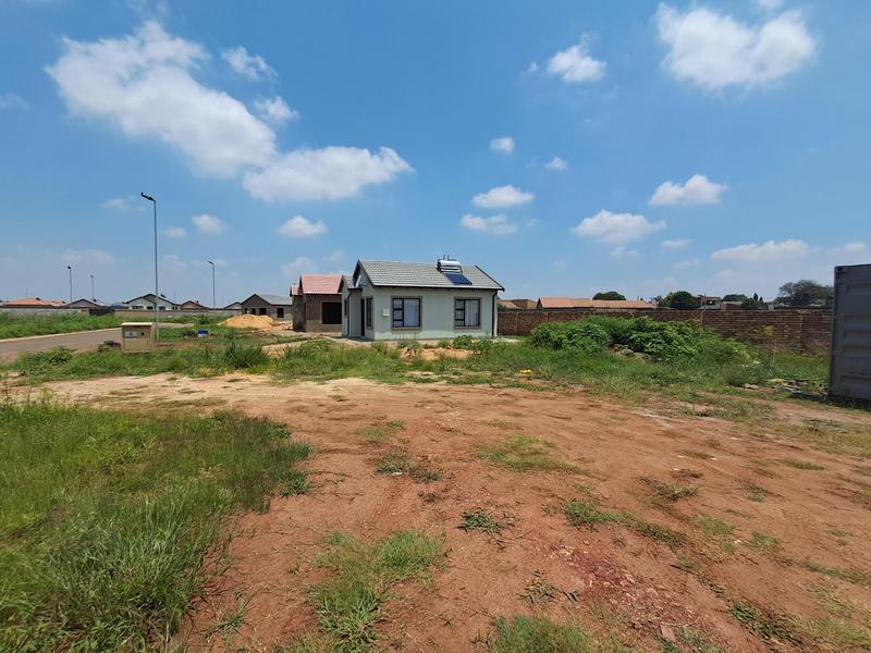 3 Bedroom Property for Sale in Windmill Park Gauteng