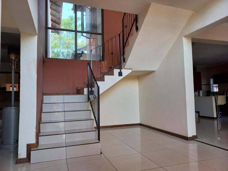 3 Bedroom Property for Sale in Buccleuch Gauteng