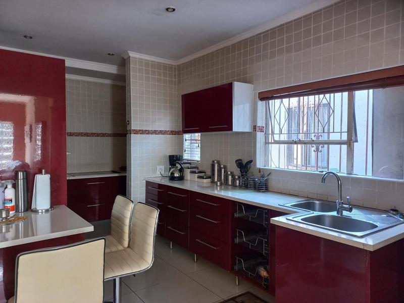 3 Bedroom Property for Sale in Buccleuch Gauteng