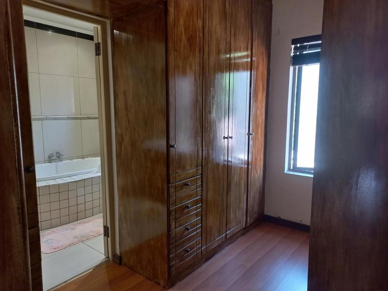 3 Bedroom Property for Sale in Buccleuch Gauteng