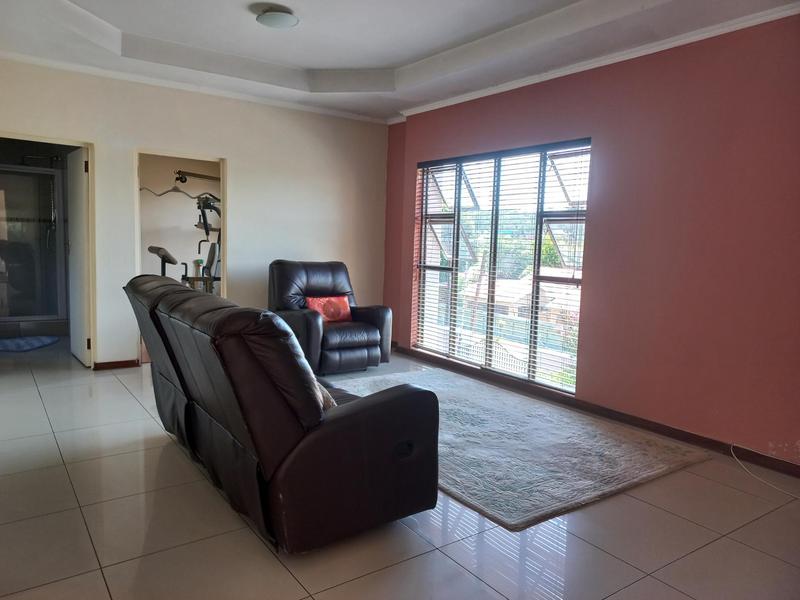 3 Bedroom Property for Sale in Buccleuch Gauteng