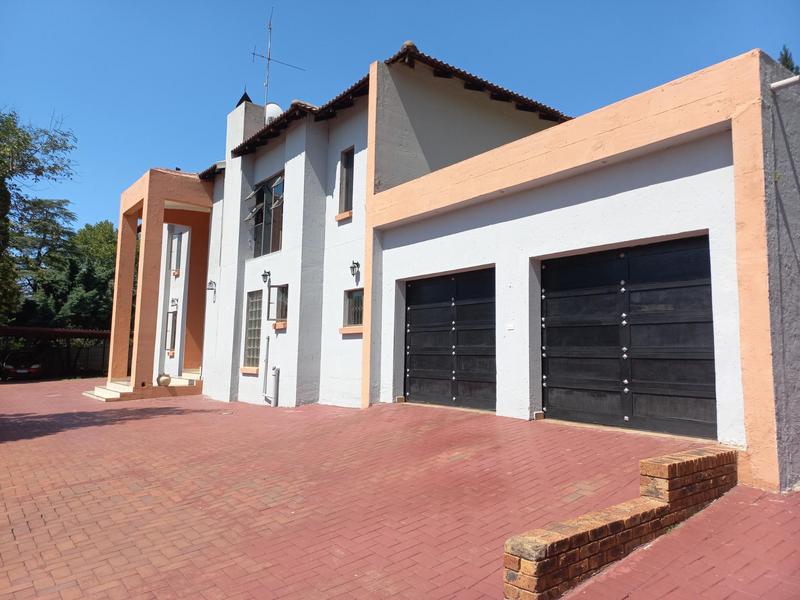 3 Bedroom Property for Sale in Buccleuch Gauteng