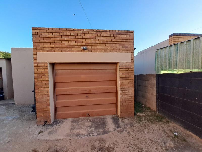 To Let 3 Bedroom Property for Rent in Symhurst Gauteng