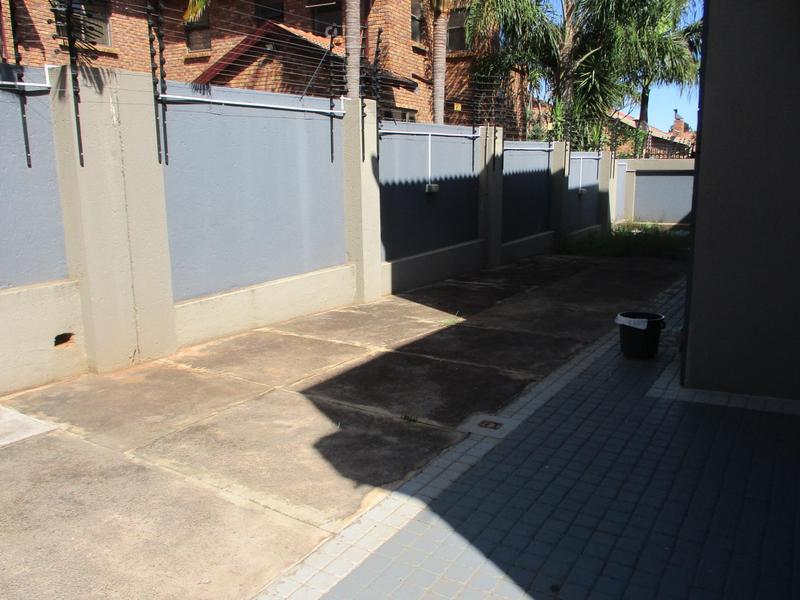 4 Bedroom Property for Sale in Magalieskruin Gauteng