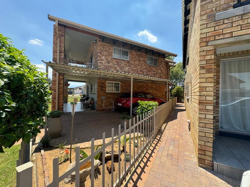 2 Bedroom Property for Sale in Misty Bay Gauteng