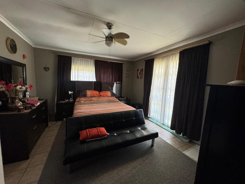 2 Bedroom Property for Sale in Misty Bay Gauteng