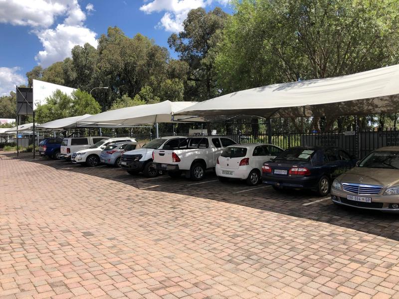 To Let commercial Property for Rent in Hennops Park Industrial Gauteng