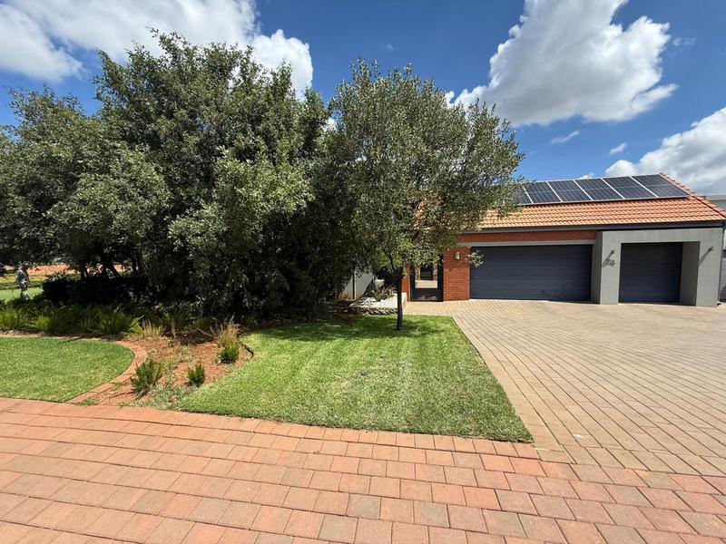 4 Bedroom Property for Sale in Midstream Ridge Gauteng