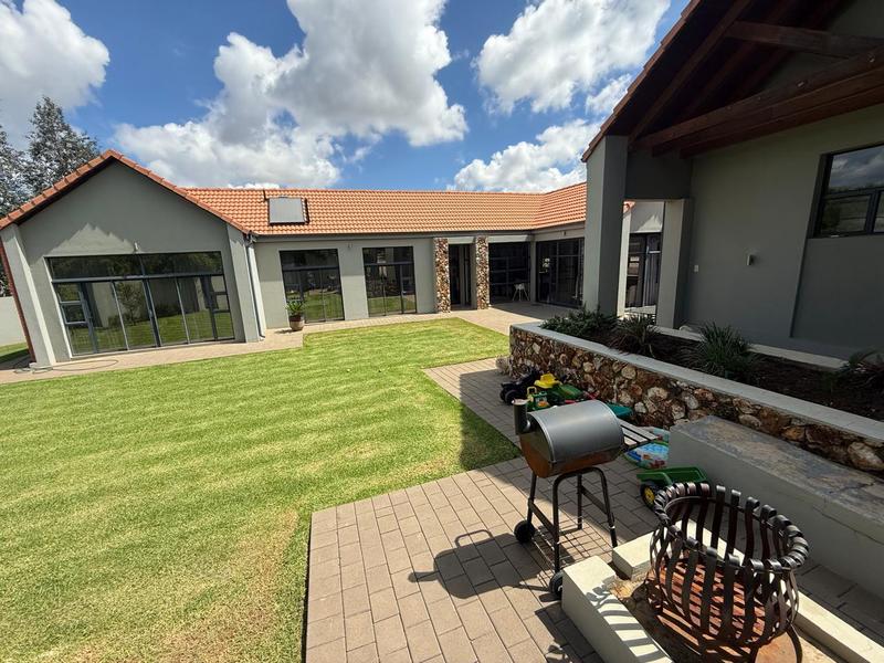 4 Bedroom Property for Sale in Midstream Ridge Gauteng