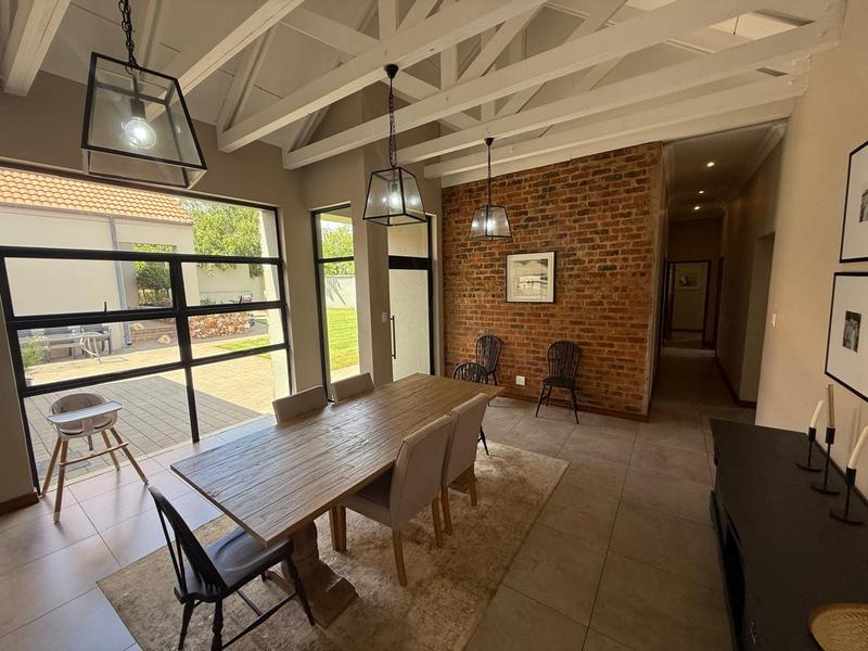 4 Bedroom Property for Sale in Midstream Ridge Gauteng