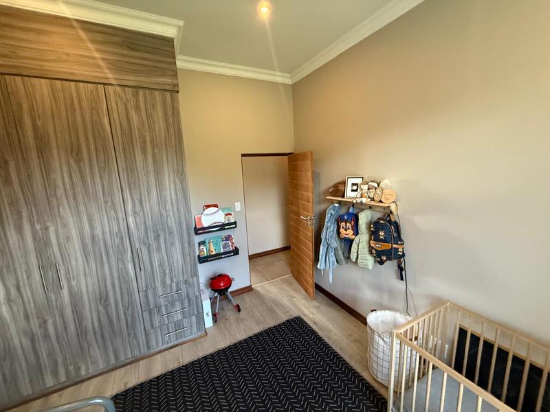 4 Bedroom Property for Sale in Midstream Ridge Gauteng