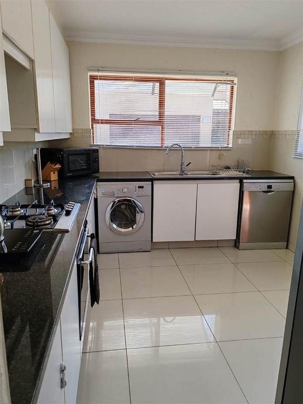 To Let 2 Bedroom Property for Rent in Maroeladal Gauteng