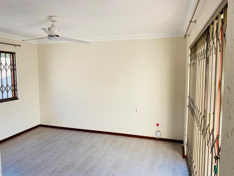 To Let 2 Bedroom Property for Rent in Maroeladal Gauteng