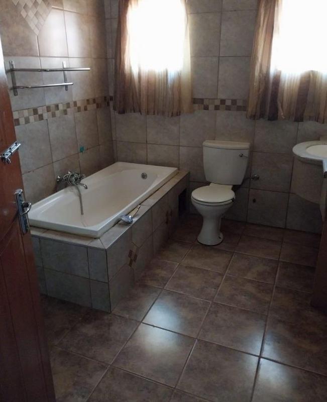 7 Bedroom Property for Sale in Daspoort Gauteng