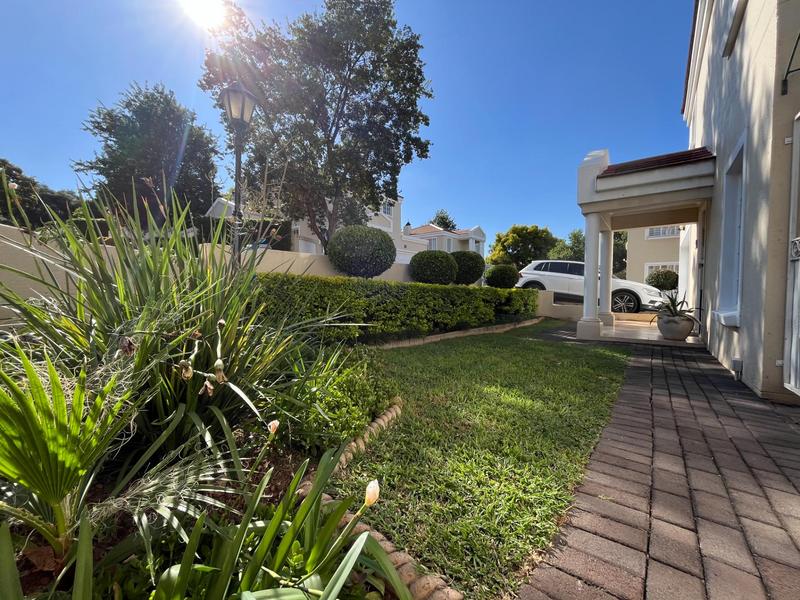 3 Bedroom Property for Sale in Waterkloof Ridge Gauteng