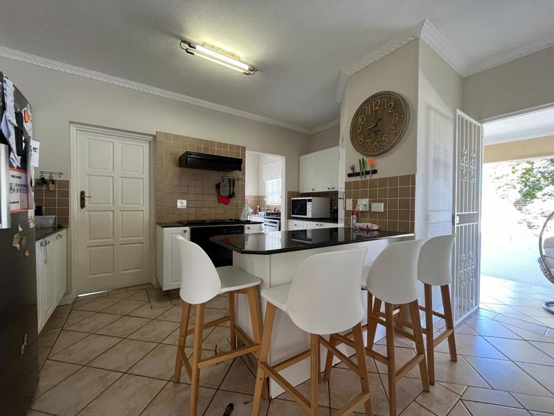 3 Bedroom Property for Sale in Waterkloof Ridge Gauteng