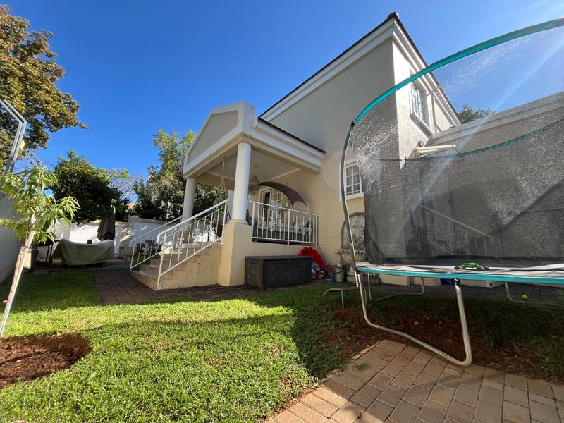 3 Bedroom Property for Sale in Waterkloof Ridge Gauteng