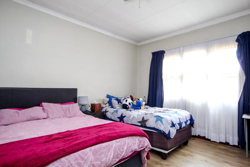 3 Bedroom Property for Sale in Thatchfield Gauteng