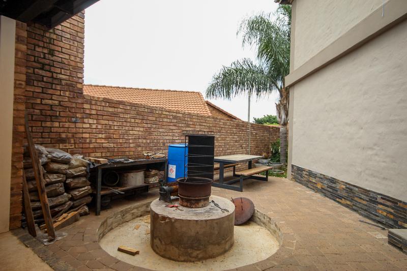 3 Bedroom Property for Sale in Thatchfield Gauteng