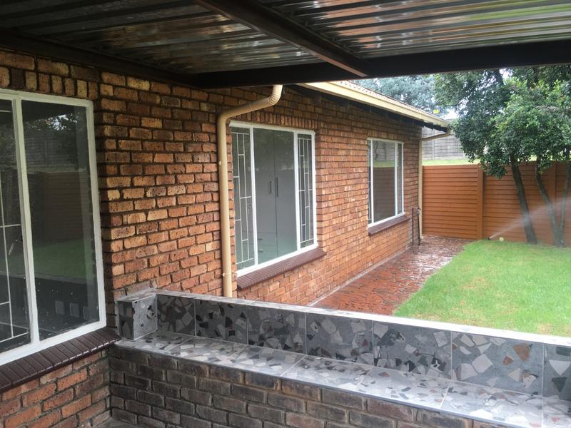 To Let 3 Bedroom Property for Rent in Pierre Van Ryneveld Gauteng