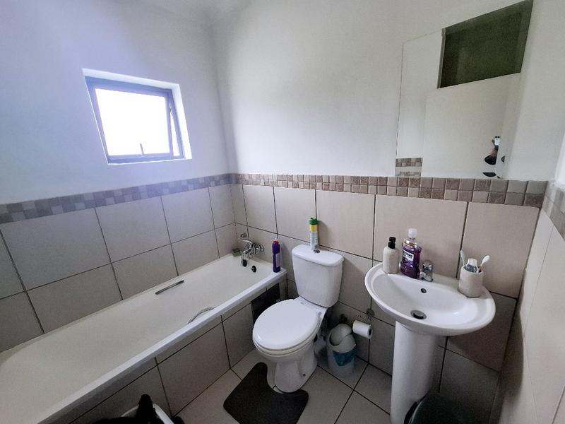 2 Bedroom Property for Sale in Barbeque Downs Gauteng