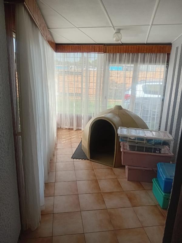 To Let 3 Bedroom Property for Rent in Mindalore Gauteng