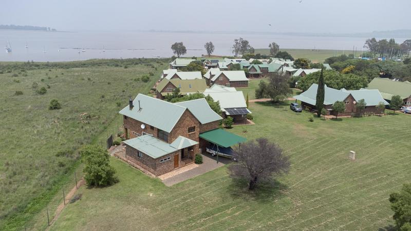 3 Bedroom Property for Sale in Vaal Marina Gauteng