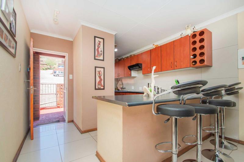 2 Bedroom Property for Sale in Wilro Park Gauteng