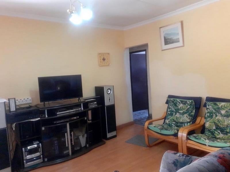 To Let 3 Bedroom Property for Rent in Diepkloof Gauteng