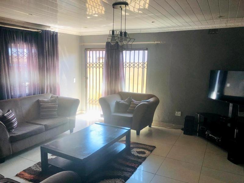 3 Bedroom Property for Sale in Thulani Gauteng