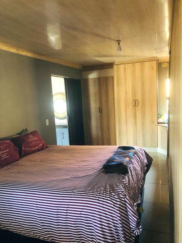 3 Bedroom Property for Sale in Thulani Gauteng