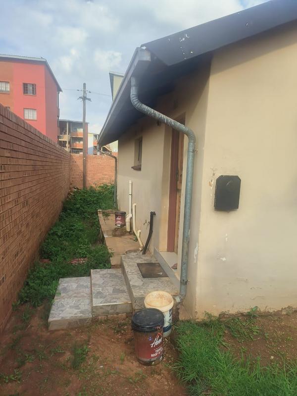 2 Bedroom Property for Sale in Dobsonville Gauteng