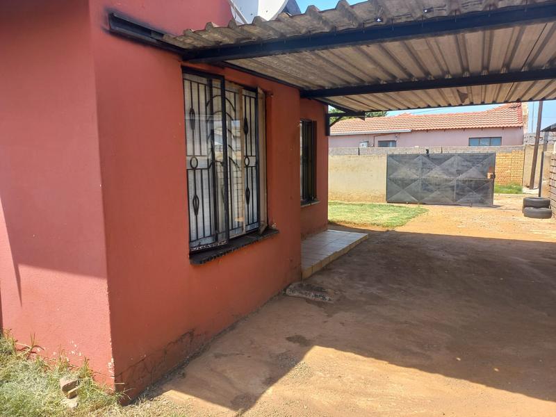 3 Bedroom Property for Sale in Protea Glen Gauteng