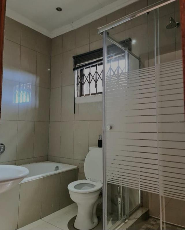 7 Bedroom Property for Sale in Wespark Gauteng