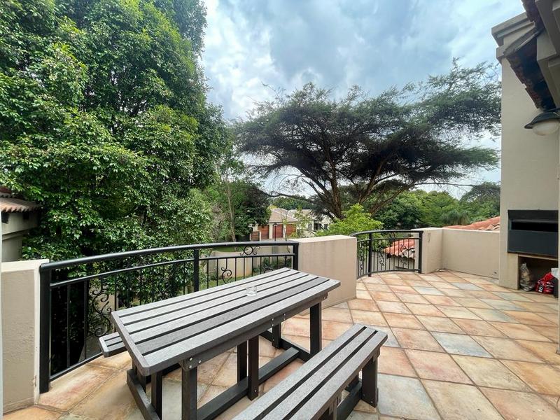 5 Bedroom Property for Sale in Midstream Estate Gauteng