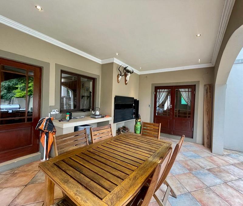 5 Bedroom Property for Sale in Midstream Estate Gauteng