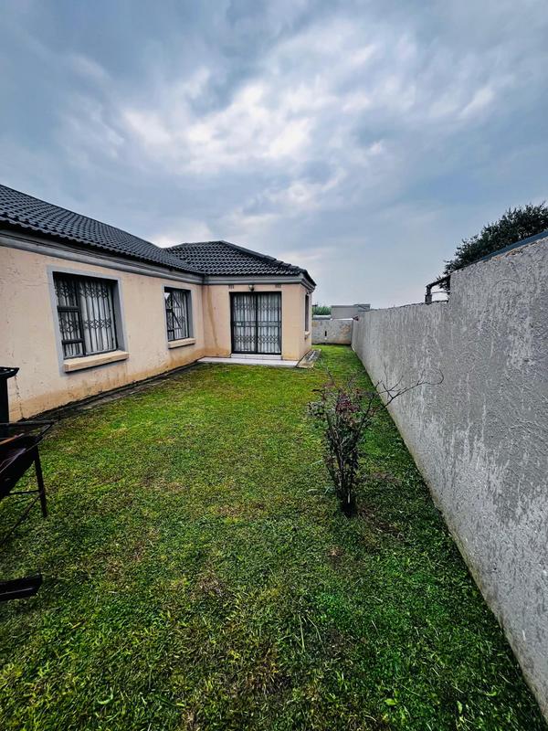 3 Bedroom Property for Sale in Zakariyya Park Gauteng