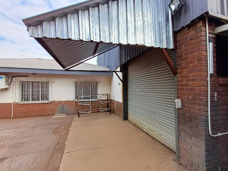 To Let commercial Property for Rent in Hennopspark Gauteng