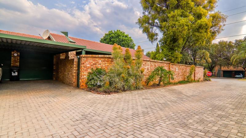 3 Bedroom Property for Sale in Highveld Gauteng