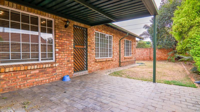 3 Bedroom Property for Sale in Highveld Gauteng