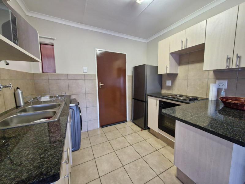 To Let 2 Bedroom Property for Rent in Noordwyk Gauteng