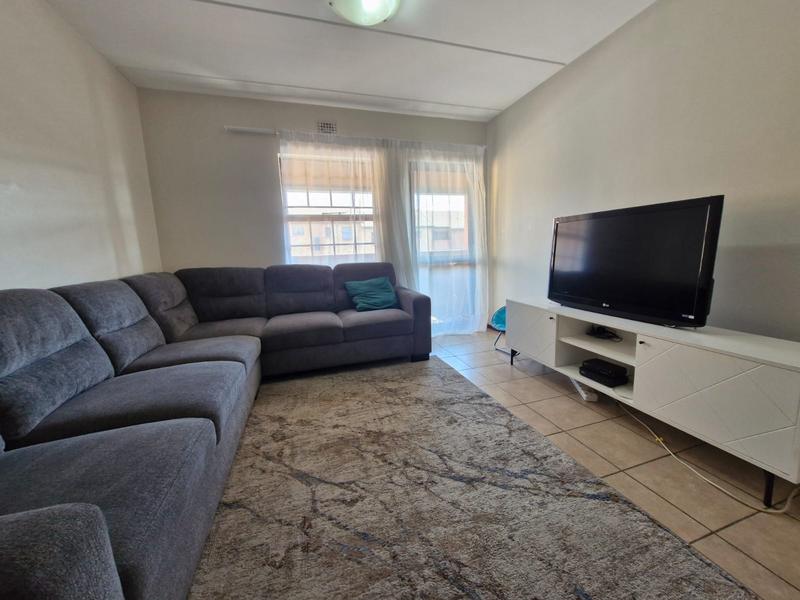 To Let 2 Bedroom Property for Rent in Noordwyk Gauteng