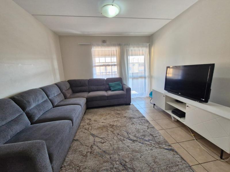 To Let 2 Bedroom Property for Rent in Noordwyk Gauteng